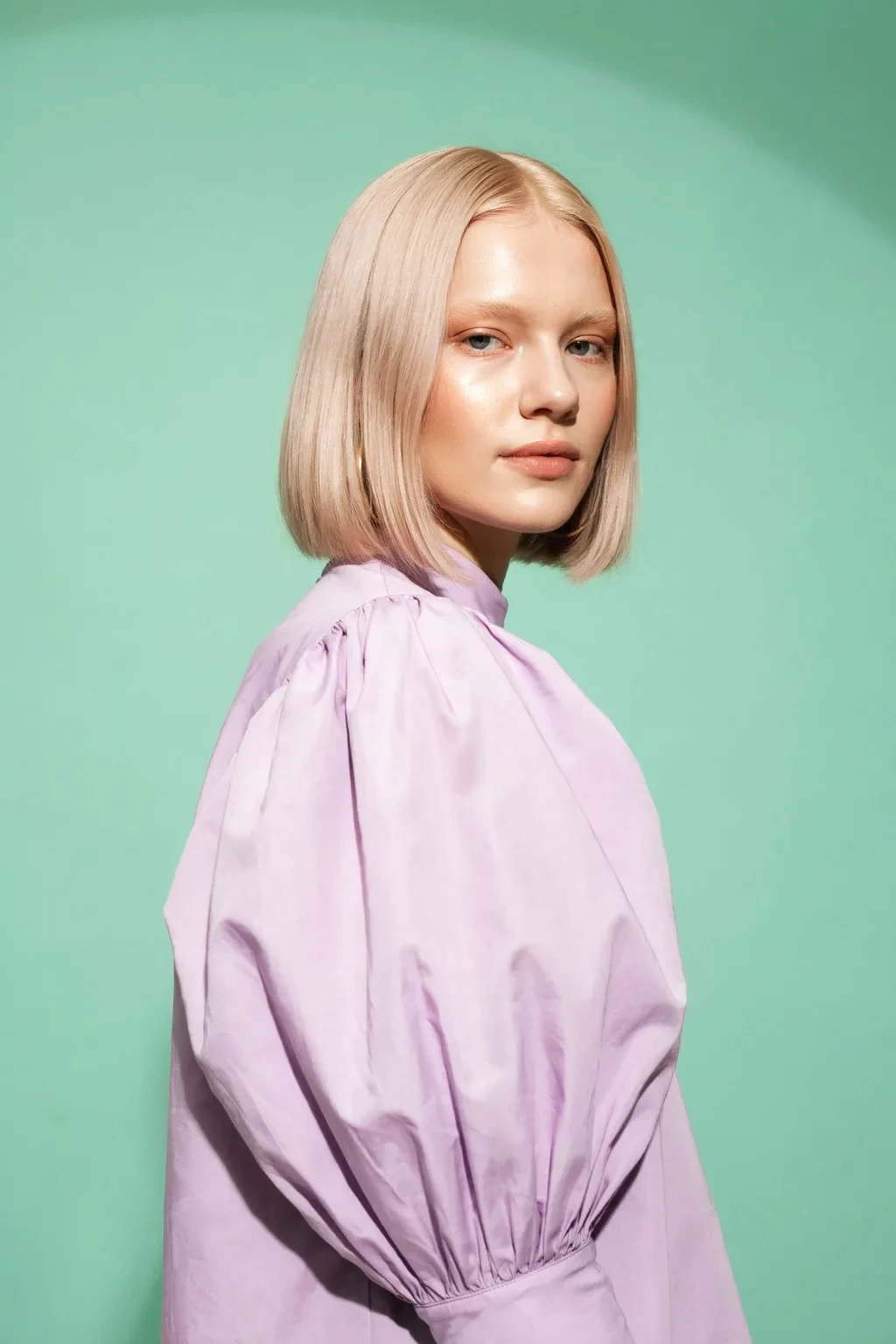 puff sleeves and pastel bob