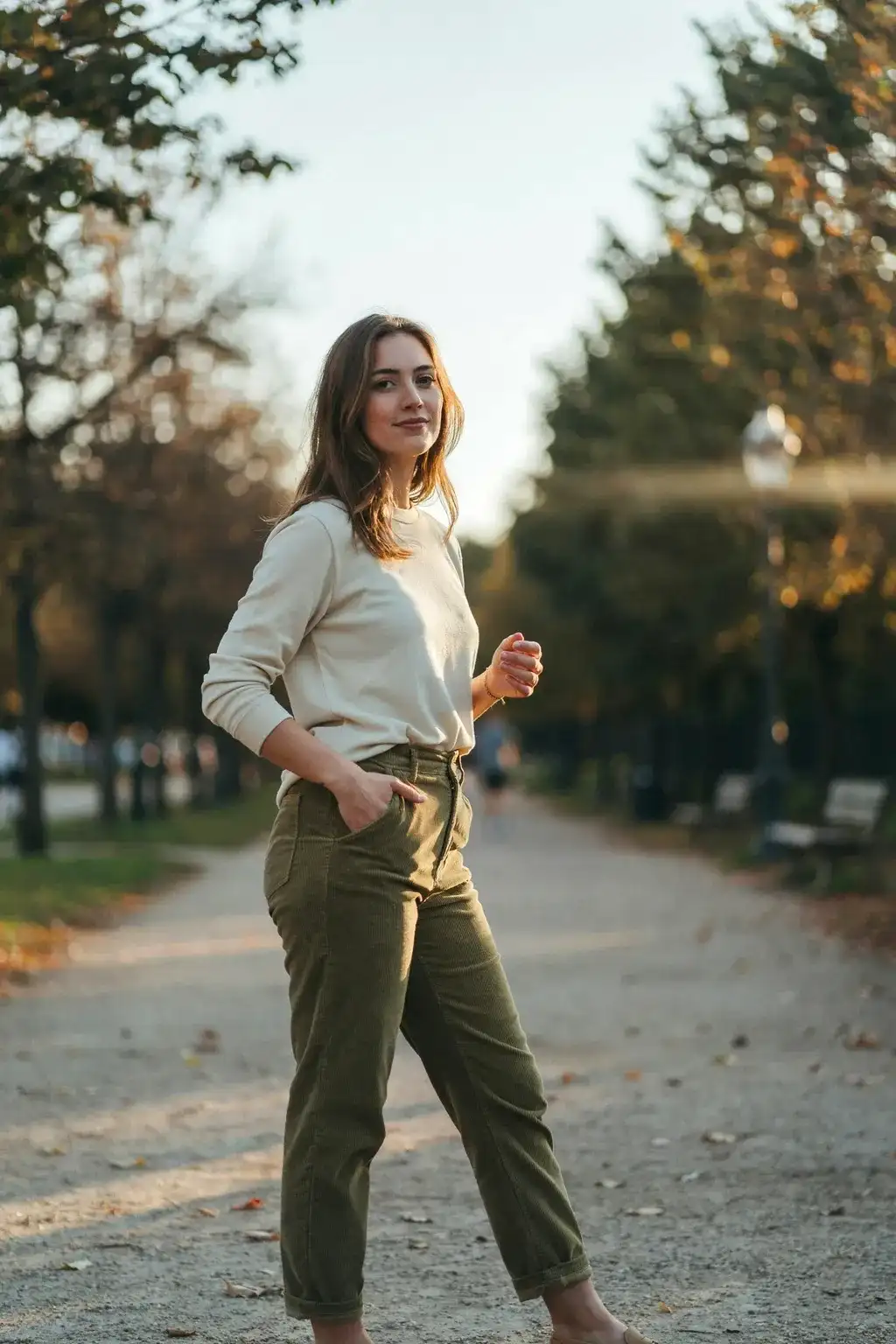 corduroy pants and lob haircut
