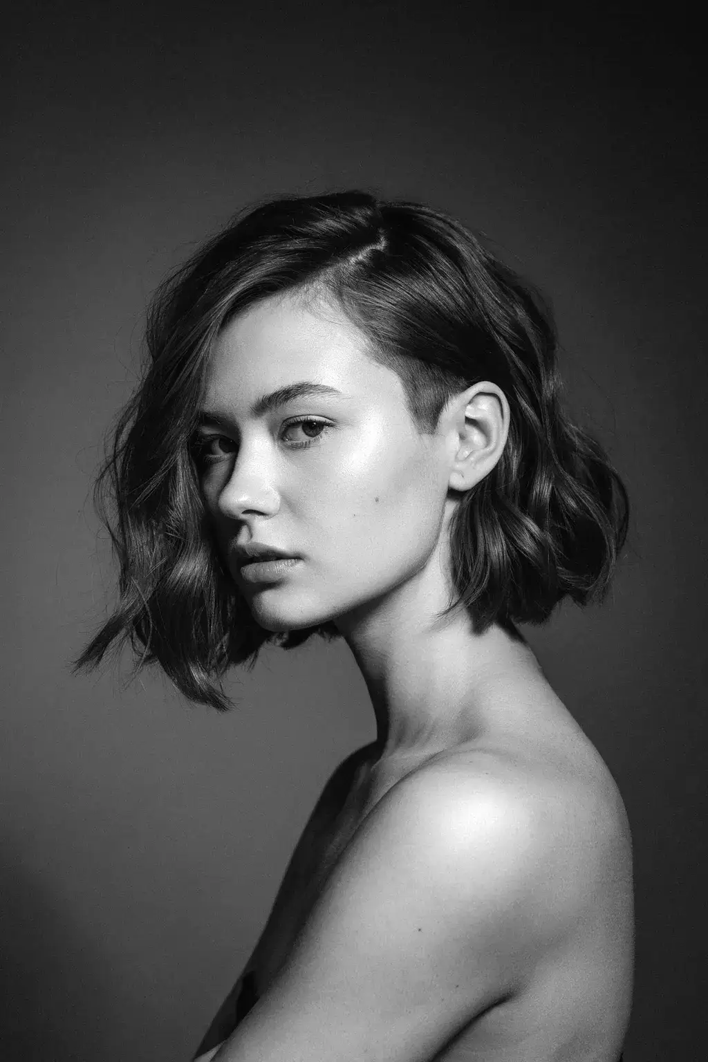asymmetrical wavy crop