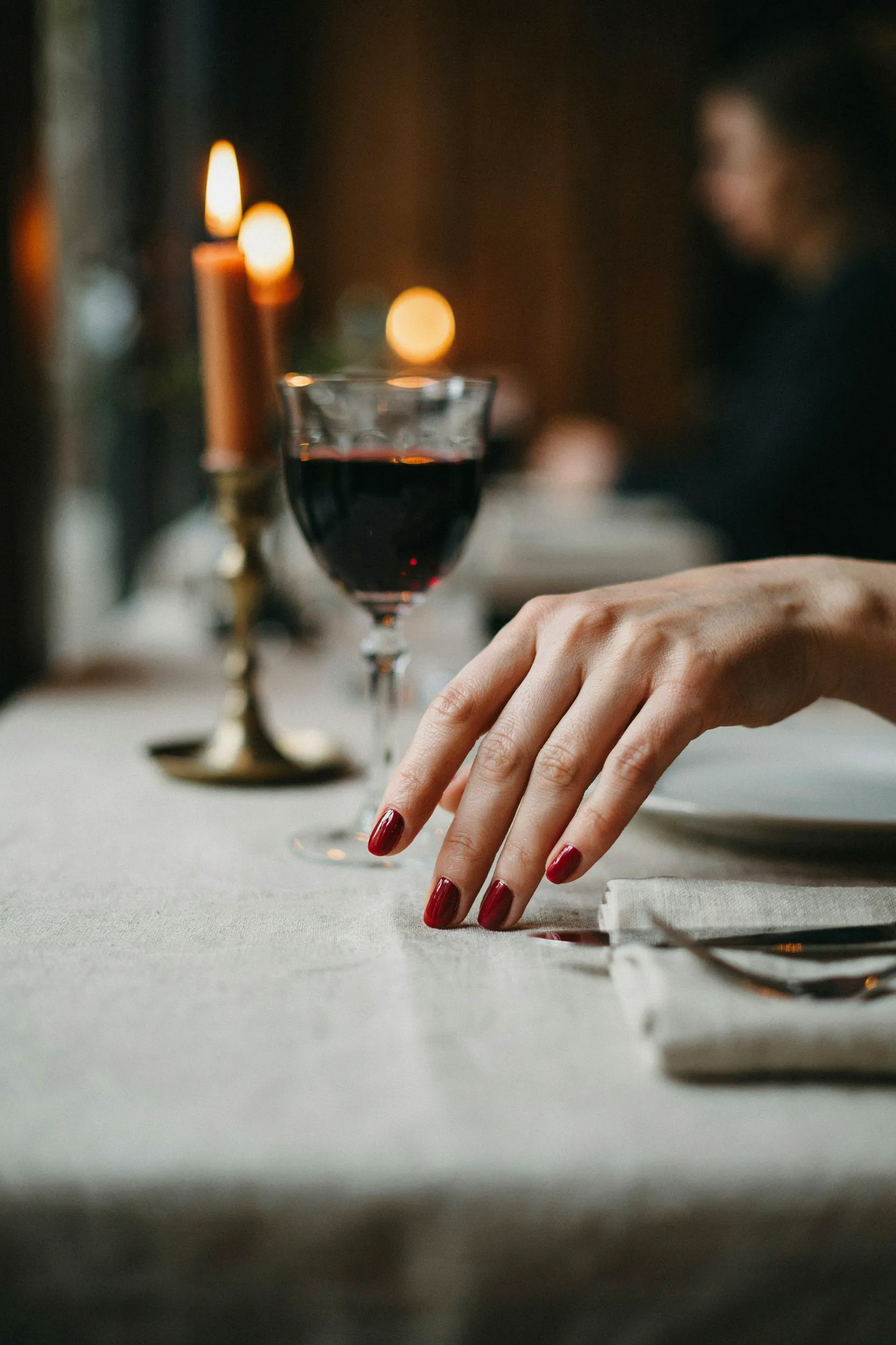 wine red square nails