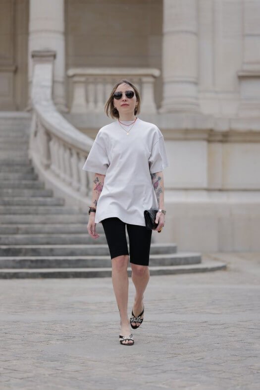 Leggings with an oversized t-shirt